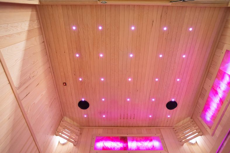 Sauna sucha z piecem EA4-I 4-osobowa z ręcznie wykończonym wnętrzem