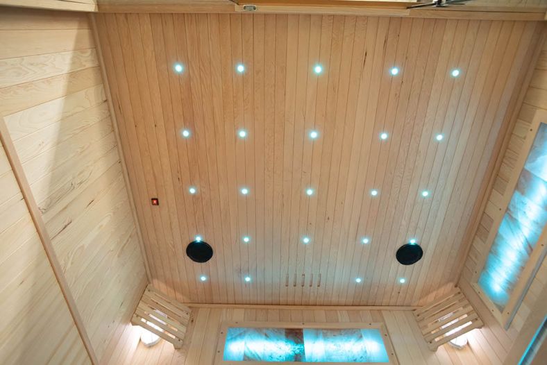 Sauna sucha z piecem EA4-I 4-osobowa z ręcznie wykończonym wnętrzem