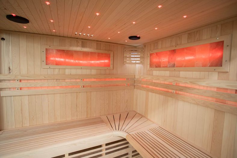 Sauna sucha z piecem EA4-II 4-osobowa z ręcznie wykończonym wnętrzem