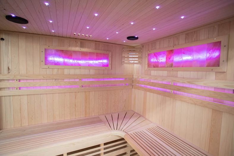 Sauna sucha z piecem EA4-II 4-osobowa z ręcznie wykończonym wnętrzem