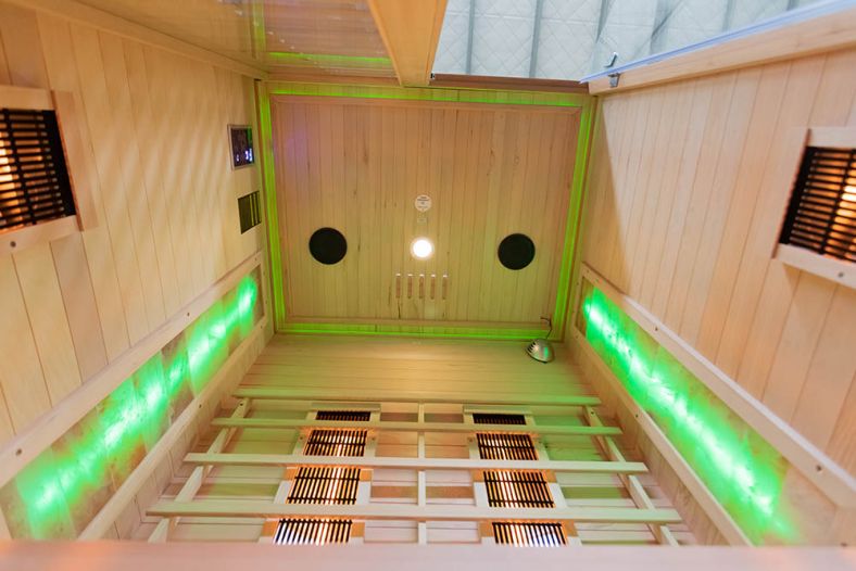 Sauna na podczerwień C z kamieniem solnym