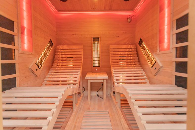 Sauna na podczerwień CP4LS z leżankami i kamieniem solnym 180 × 180 cm