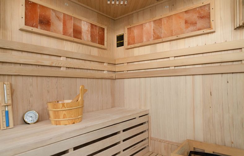 Sauna sucha z piecem EA narożna