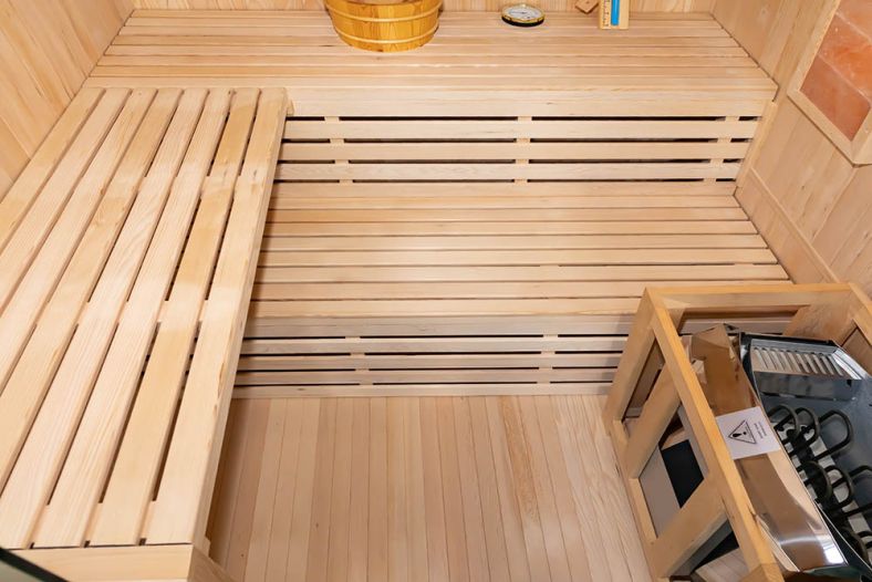 Sauna sucha z piecem EA3S XL 3-osobowa 150 × 150 cm
