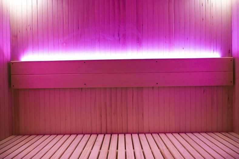 Sauna sucha z piecem EA4S LUX czarna 180 × 180 cm