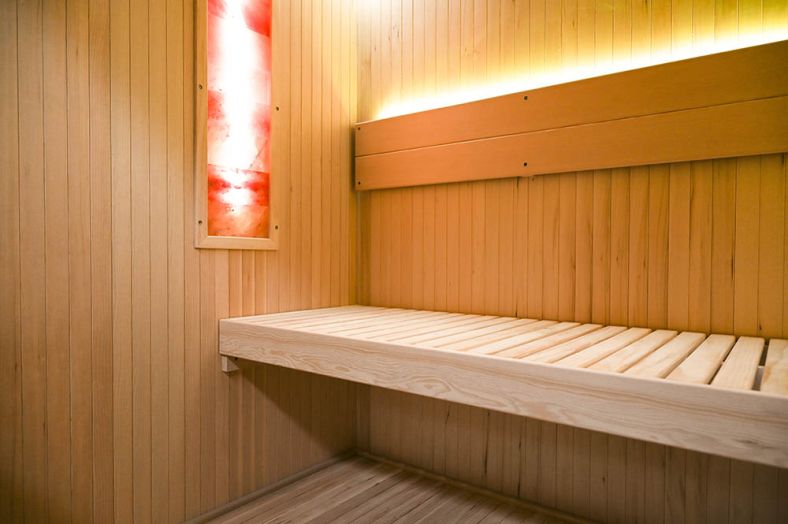 Sauna sucha z piecem EA4S LUX czarna 180 × 180 cm