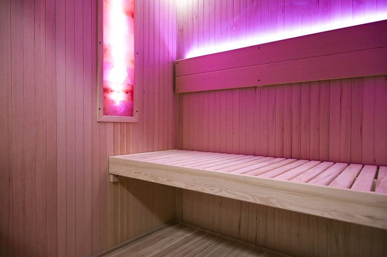 Sauna sucha z piecem EA4S LUX czarna 180 × 180 cm