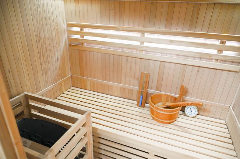 Sauna sucha z piecem EN z izolacją ścian