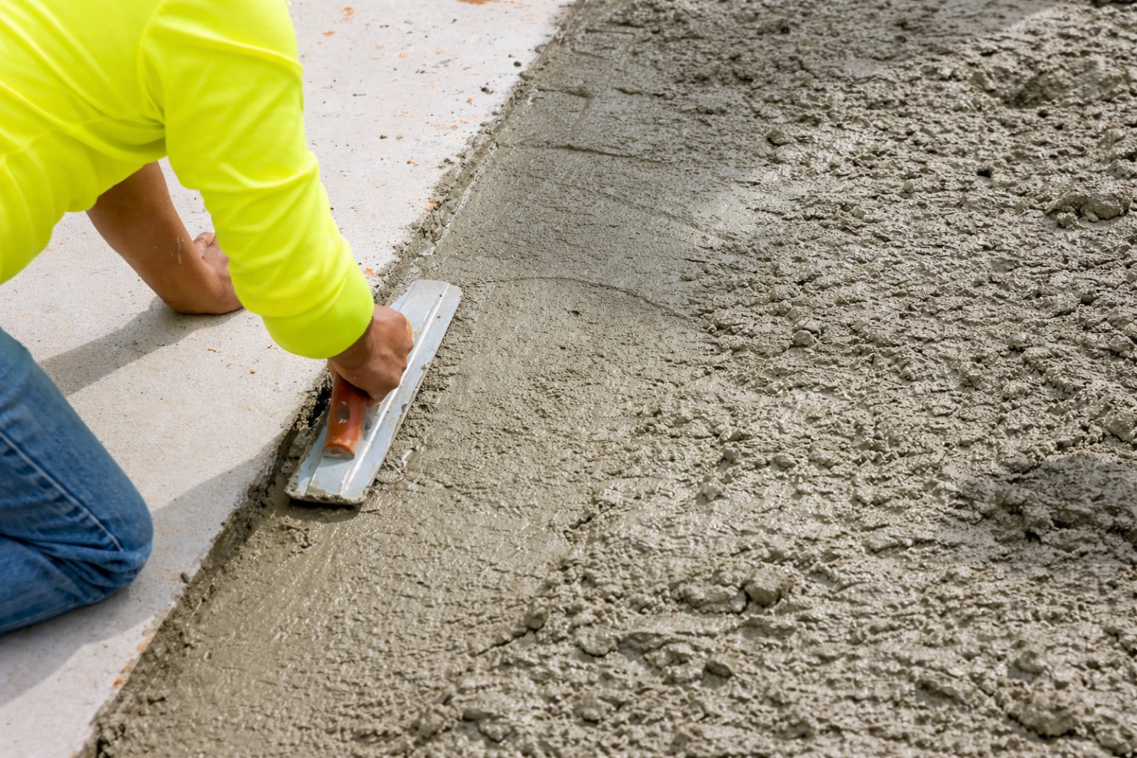 Cement 25 kg – co to właściwie jest i dlaczego jest tak ważny?